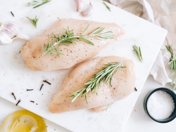 petto di pollo crudo